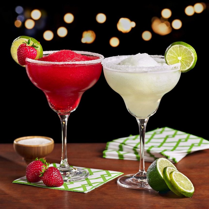 Mr & Mrs T Strawberry Daiquiri Margarita mix 1 liter